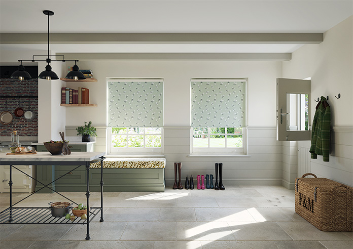 Busy Bee, Spring Green - Twist&Fit Roller Blind - Image 8